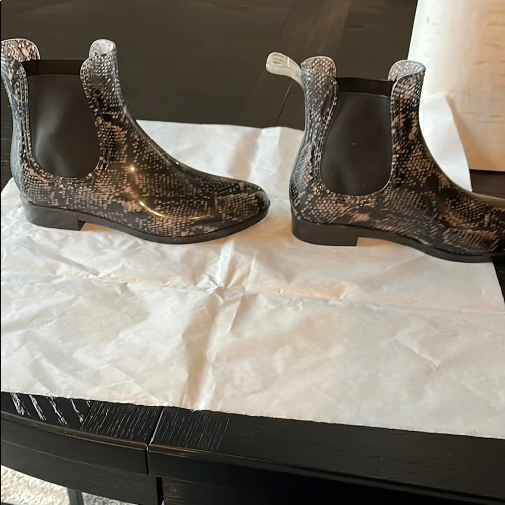 INC International Concepts Black Snake Print‎ Rain Boots